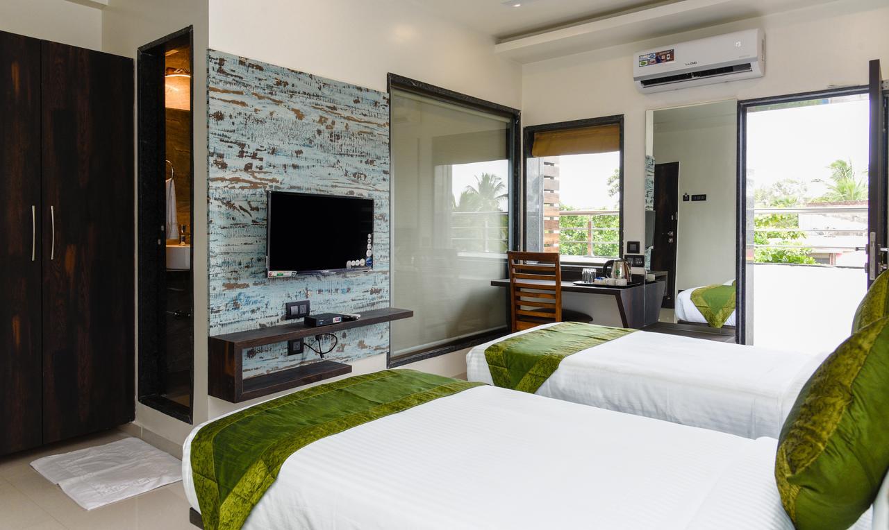 Treebo Malhaar Regency Chinchvad Exterior foto