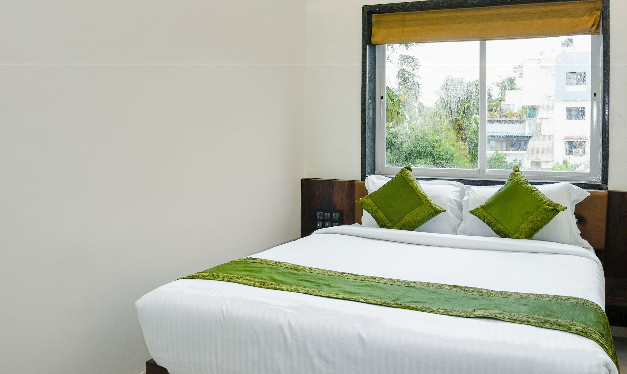 Treebo Malhaar Regency Chinchvad Exterior foto
